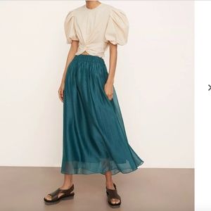 Smocked-Waist Gathered Midi Skirt by Vince (size M)